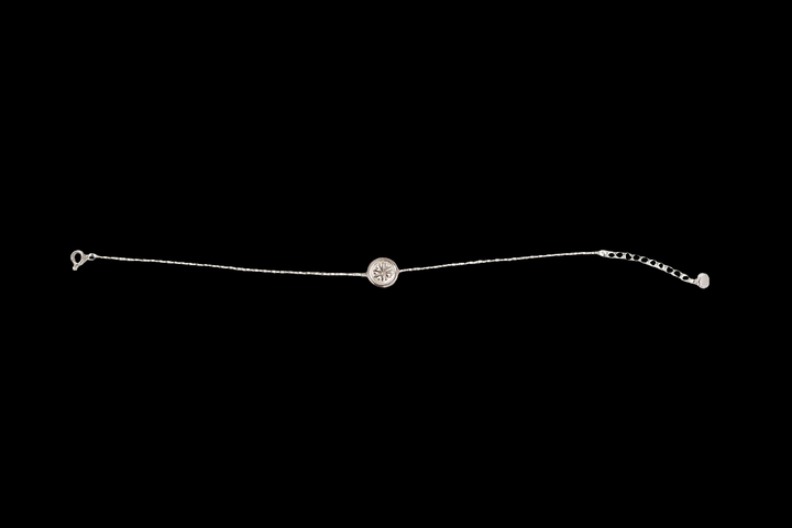 β¨ 1 Carat Moissanite Bezel-Set Silver Bracelet