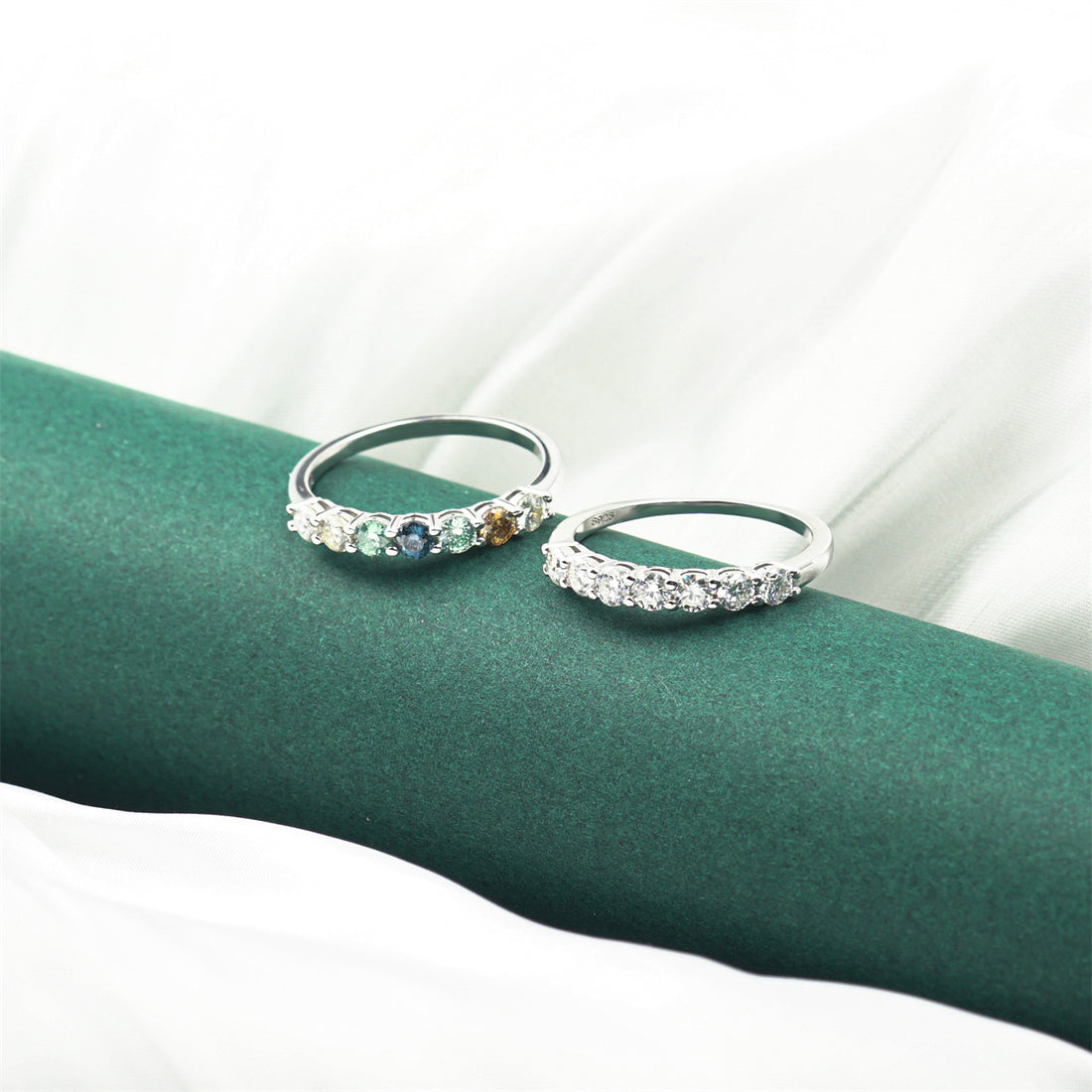 π Aurora 7 Stone Moissanite Diamond Band π