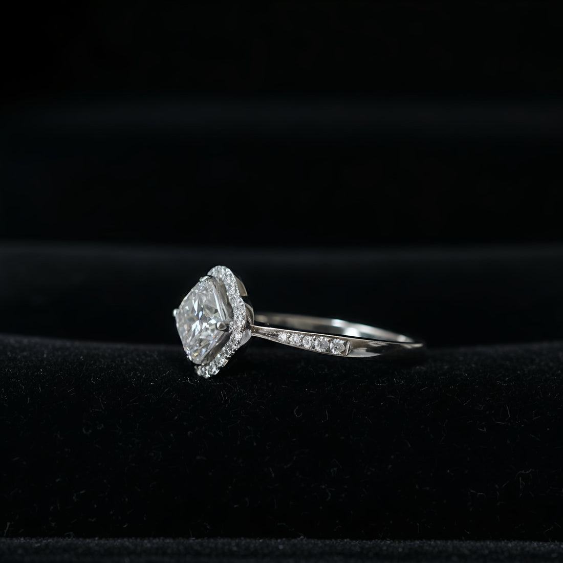 βLustra Clover Ring πΏπ "