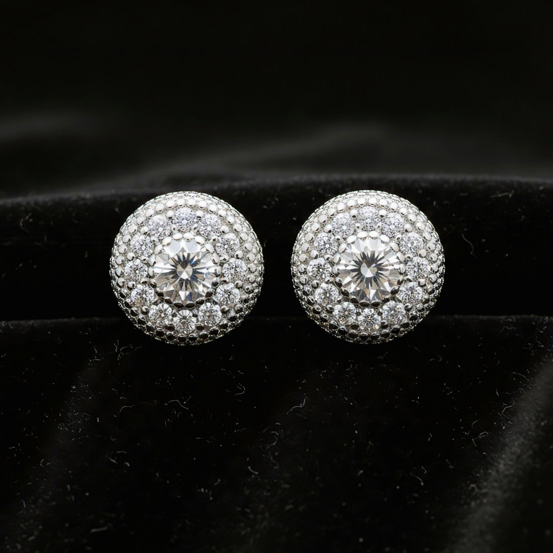 β¨ Twila Shine Studs