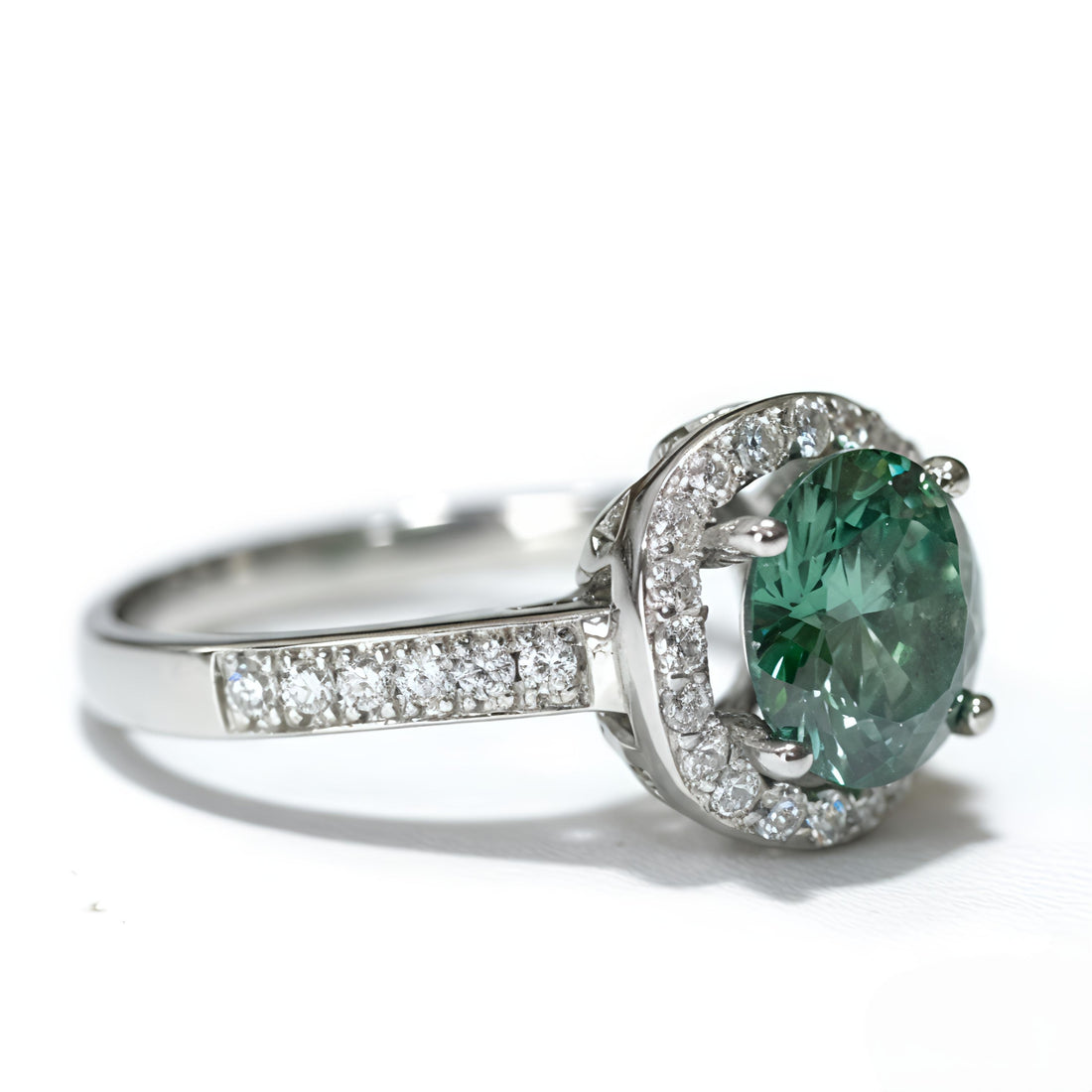 Eterna Radiance Ring