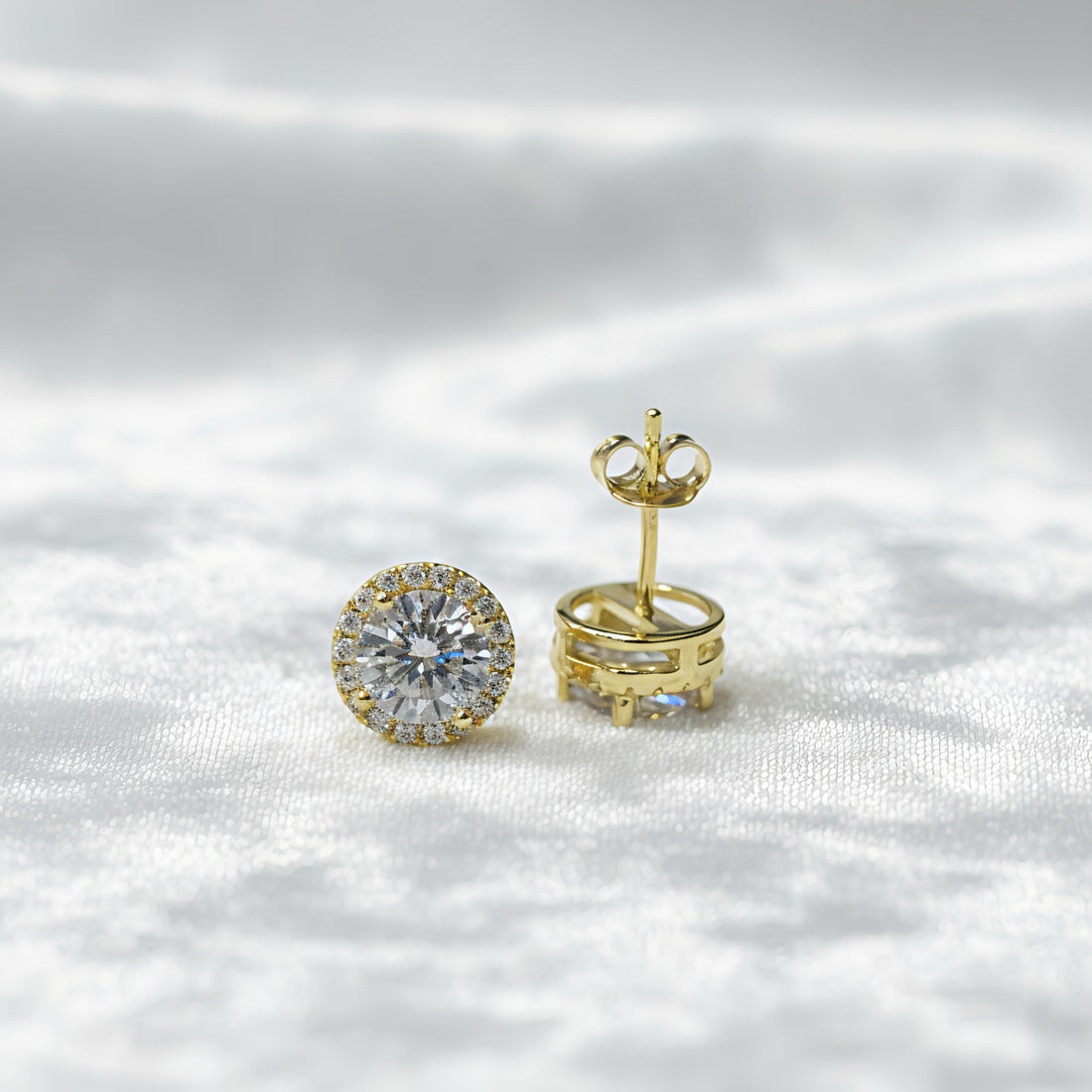 โGolden Glow โจ 1 Carat Moissanite Halo Stud Earringsโ