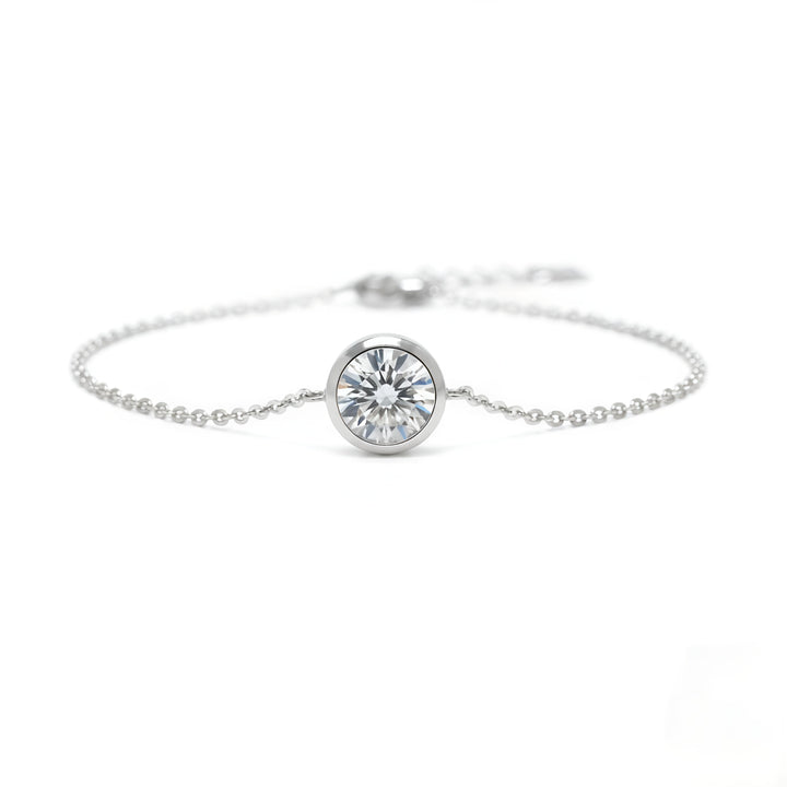 β¨ 1 Carat Moissanite Bezel-Set Silver Bracelet