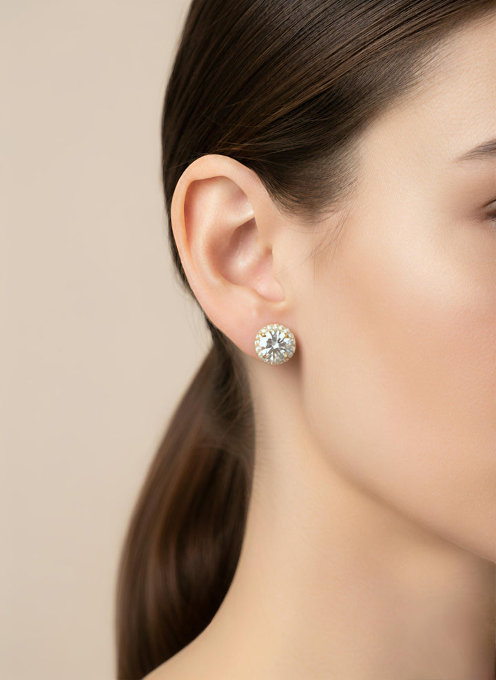 βGolden Glow β¨ 1 Carat Moissanite Halo Stud Earringsβ