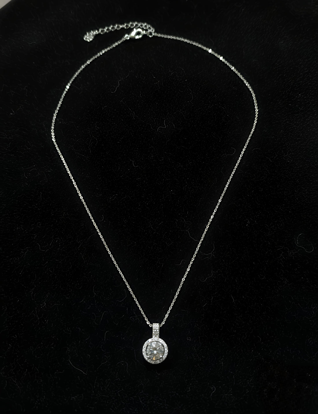 Aurora Crown Moissanite Necklace ππ