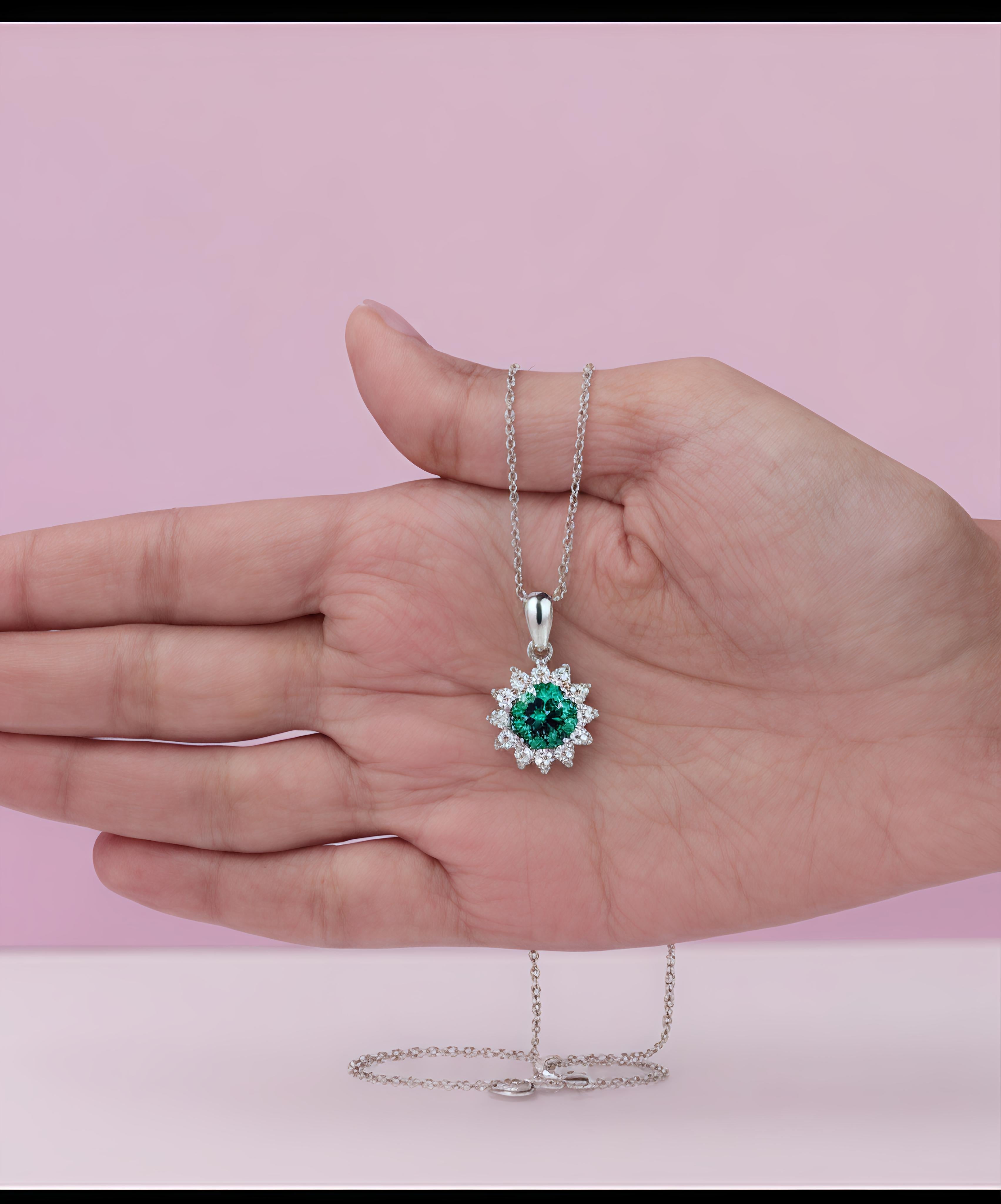 Celestia Bloom Moissanite Pendant Necklace – 1 Carat Round Moissanite Halo Necklace in White & Green Variants | 925 Sterling Silver 💎💚