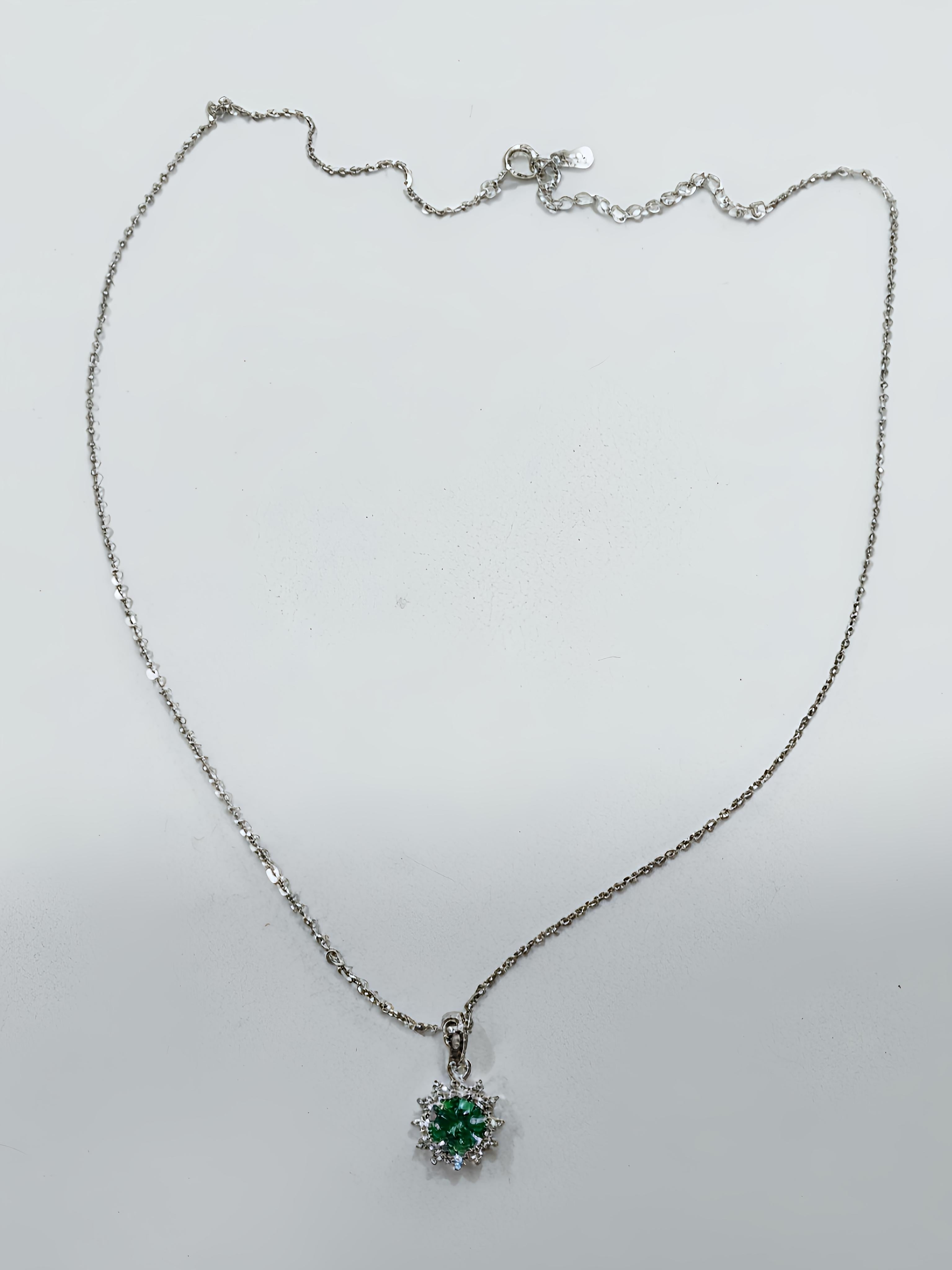 Celestia Bloom Moissanite Pendant Necklace – 1 Carat Round Moissanite Halo Necklace in White & Green Variants | 925 Sterling Silver 💎💚