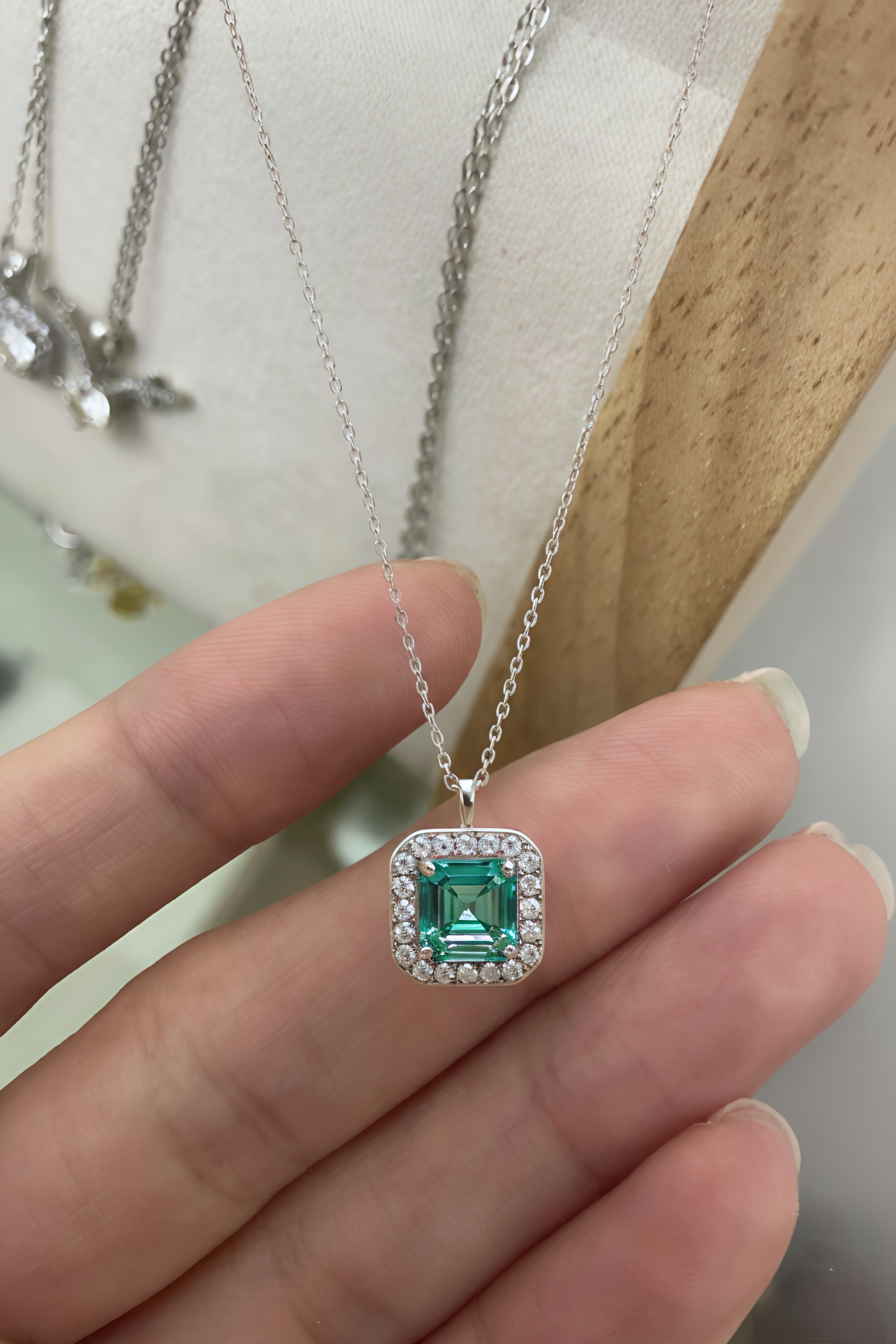 💚 Asscher Halo Necklace 💎