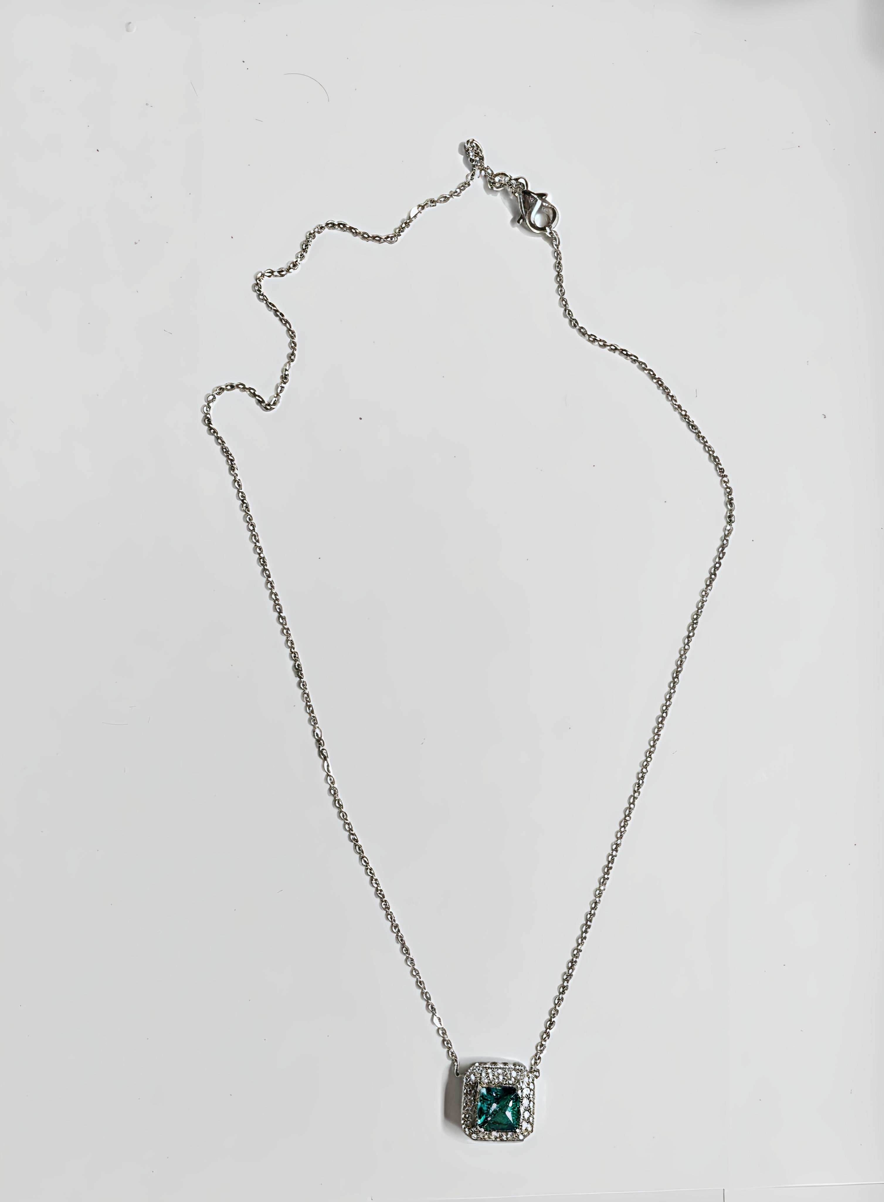 💚 Asscher Halo Necklace 💎