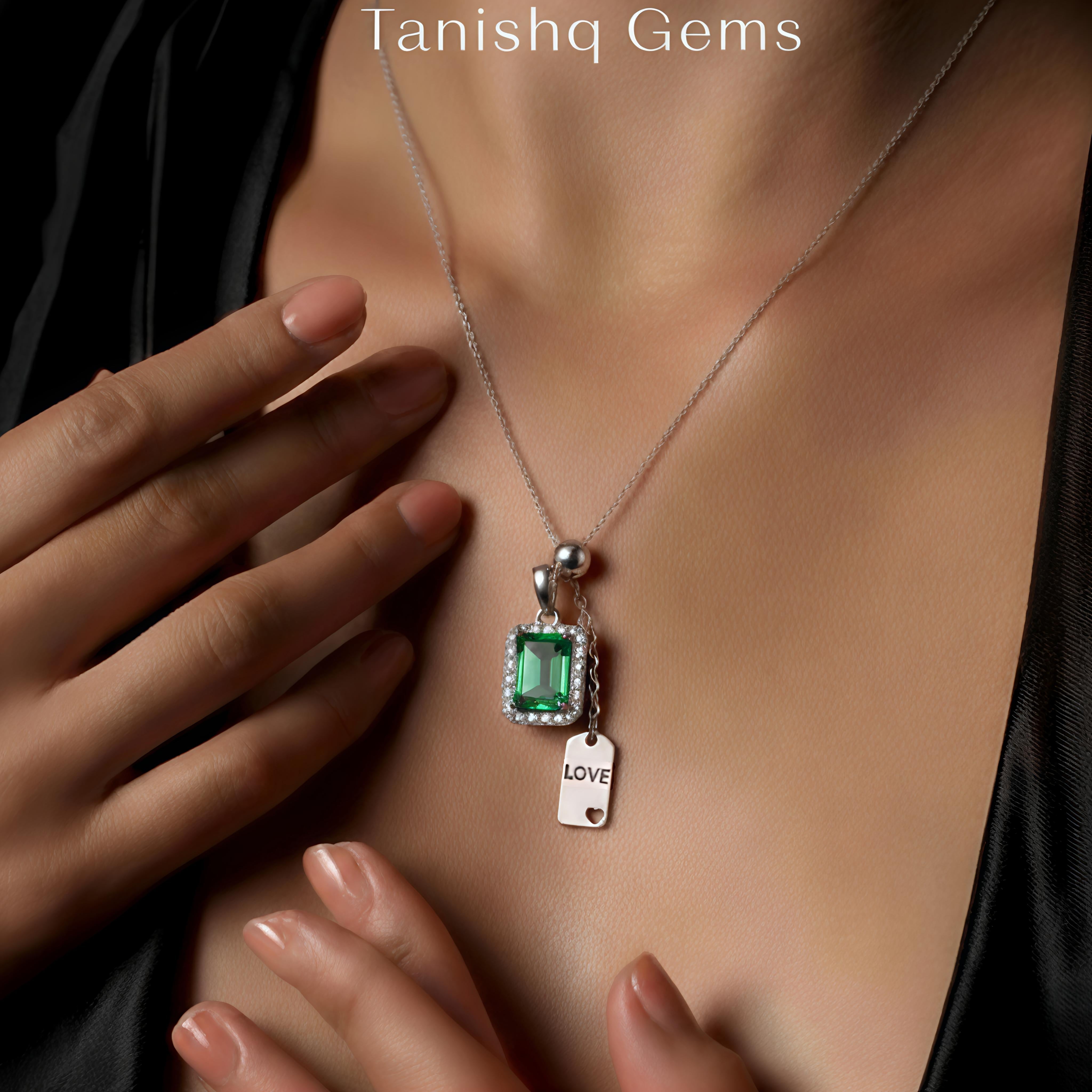 Serenité Love Charm Necklace 💚