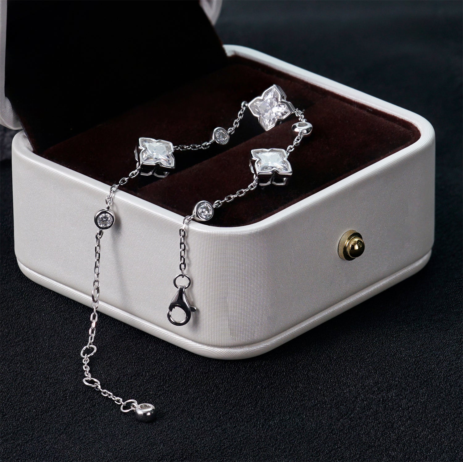 ✨ Lillium Trilight Bracelet