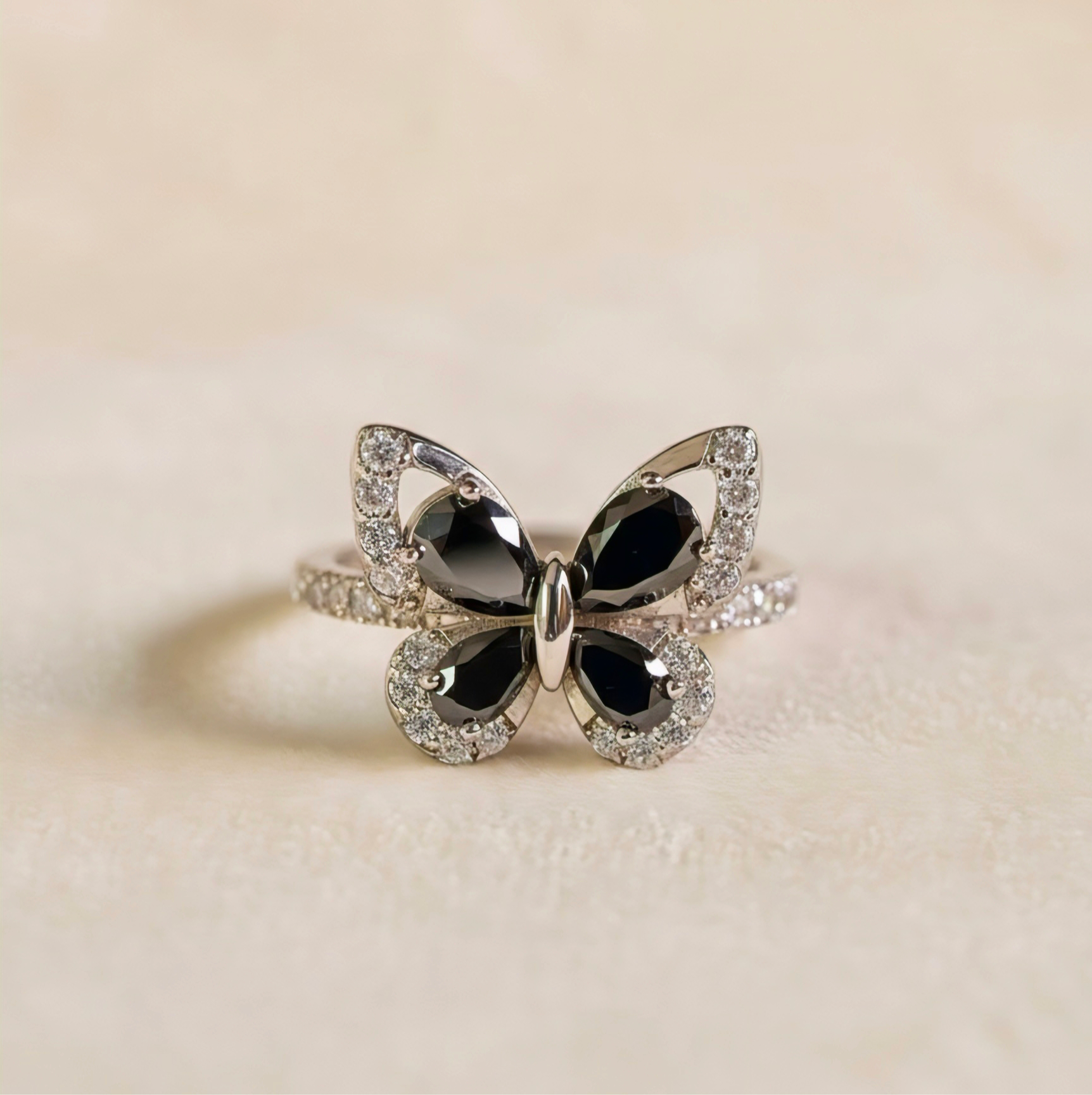 🖤 “Midnight Flutter” Butterfly Ring 🦋
