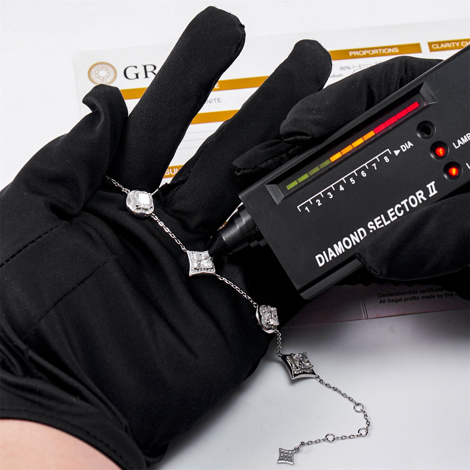 “Lilium Clover Glow Bracelet 🌸🍀