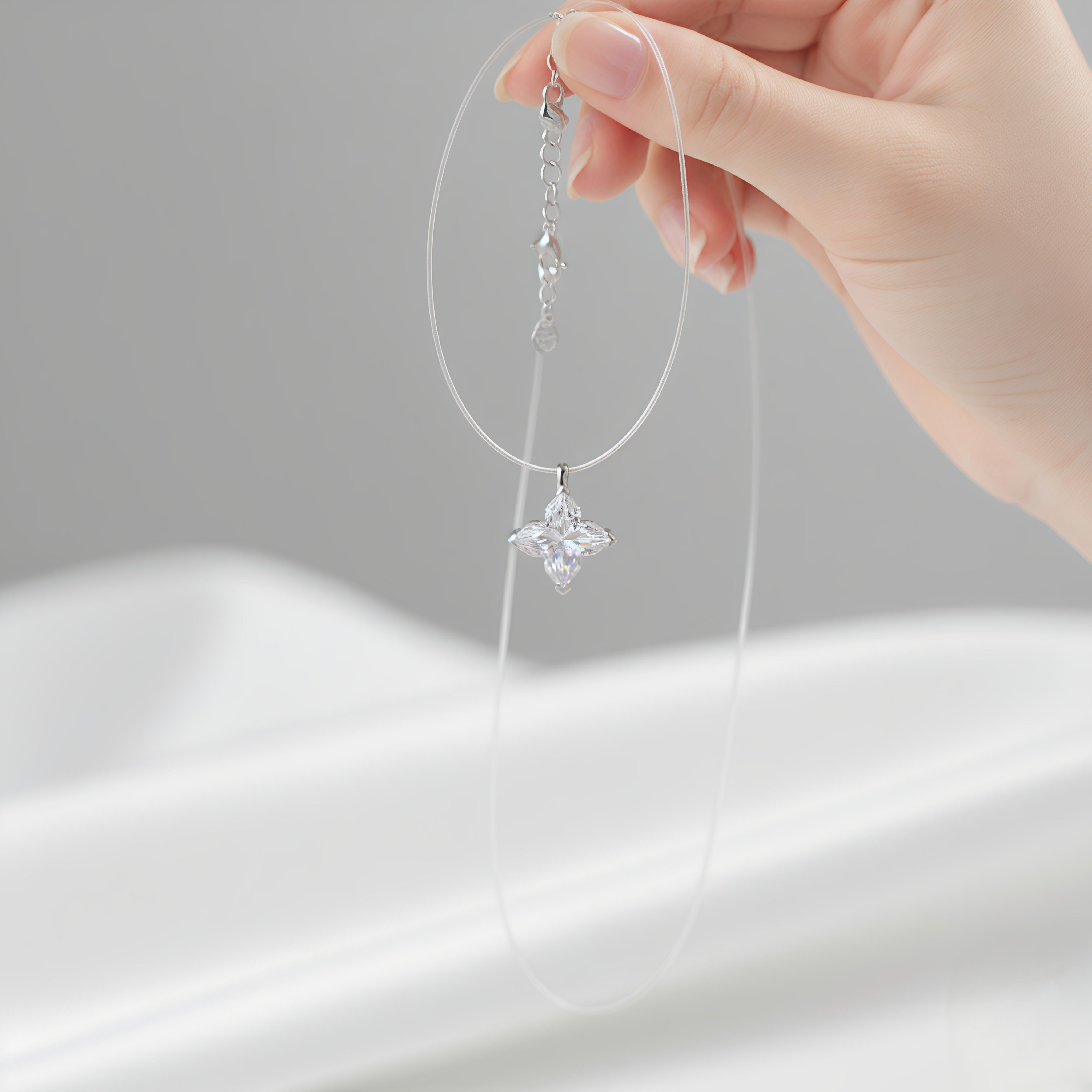 🍀✨ Fortuna Clover Pendant ✨🍀