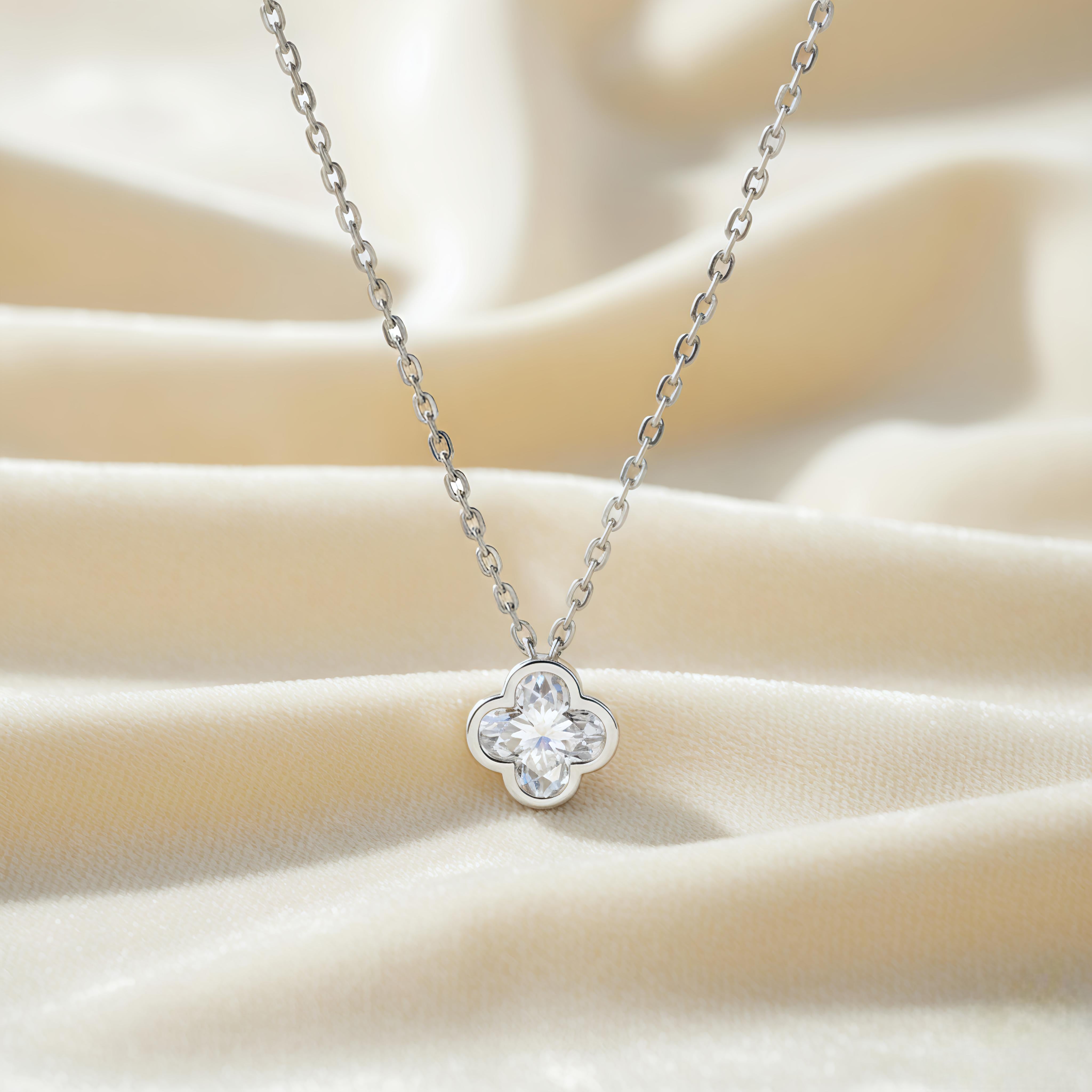 ✨ Lucky Clover Pendant Necklace ✨