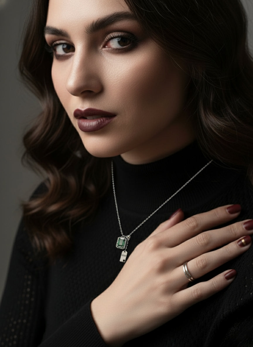 Serenité Love Charm Necklace 💚